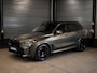 BMW X5 xDrive50e | SOH 91% | Uniek | M Sport | Pano | H&K | Massage | Trekhaak | 22 inch | NL auto |