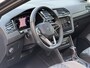 Volkswagen Tiguan R-Line 1.5 TSI Pano IQ Light ACC Trekhaak