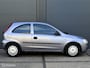Opel Corsa 1.2-16V Rhythm 3 deurs - CRUISE CONTROLE - EL. RAMEN - CPV - RADIO/CD MP3 - STUURBEKRACHTIGING - 3E EIGENAAR - NAP - NL AUTO - APK TM 04-11-2026 -