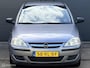 Opel Corsa 1.2-16V Rhythm 3 deurs - CRUISE CONTROLE - EL. RAMEN - CPV - RADIO/CD MP3 - STUURBEKRACHTIGING - 3E EIGENAAR - NAP - NL AUTO - APK TM 04-11-2026 -