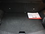 Nissan Note 1.2 DIG-S Tekna Automaat, Bluetooth, Cruise control, Rondomzicht camera, Rijstrooksensor, Dodehoek detector Een compacte auto met verrassend veel ruimte, comfort en luxe. Dat heeft de Nissan Note 1.2 DIG-S Tekna Automaat uit 2016 precies wat je zoekt!