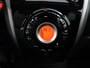 Nissan Note 1.2 DIG-S Tekna Automaat, Bluetooth, Cruise control, Rondomzicht camera, Rijstrooksensor, Dodehoek detector Een compacte auto met verrassend veel ruimte, comfort en luxe. Dat heeft de Nissan Note 1.2 DIG-S Tekna Automaat uit 2016 precies wat je zoekt!