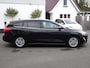 Ford Focus Wagon 1.0 EcoBoost Hybrid Titanium X Business Automatische airco, navigatie, parkeersensoren, achteruitrij camera, trekhaak, cruise controle, lichtmetalen velgen, enz.