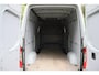Mercedes-Benz Sprinter 316 2.2 CDI L2H1 EURO VI-D 2018 | Trekhaak | Airco | Dubbele Schuifdeur | Navigatie | Cruise Control | Stuurwiel Bediening | Boekjes | Lichtmetalen Velgen | Achteruitrij Camera
