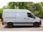 Mercedes-Benz Sprinter 316 2.2 CDI L2H1 EURO VI-D 2018 | Trekhaak | Airco | Dubbele Schuifdeur | Navigatie | Cruise Control | Stuurwiel Bediening | Boekjes | Lichtmetalen Velgen | Achteruitrij Camera