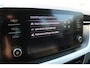 Skoda Kamiq 1.0 TSI 95pk Ambition TOUR / Navigatie by APP / LM 17 inch / Parkeersensoren A / LED / Climate control