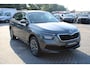 Skoda Kamiq 1.0 TSI 95pk Ambition TOUR / Navigatie by APP / LM 17 inch / Parkeersensoren A / LED / Climate control