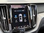 Volvo XC60 2.0 T6 Plug-in hybrid AWD Plus Dark | Panodak | 360 camera | Trekhaak | H&K
