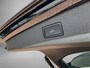 Volkswagen Tiguan 1.5eHybrid 200kW/272PK R-Line Black Style DSG · Panoramadak · Leder · Trekhaak · Harman Kardon sound · Camera · Apple/Android Car Play · Verwarmde stoelen Voor & Achter · Stoelventilatie ·  Garantie t/m 10-06-2030 of 100000km.