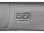 Porsche Cayenne 3.0 E-Hybrid / Trekhaak / Panoramadak / Camera / Head-up / 21'' / Achterasbesturing / Luchtvering / Sportchrono / Bose / Softclose / Dodehoek / Keyless / DAB / Stuurverwarming / Stoelverwarming
