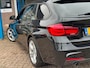 BMW 3-Serie Touring 318i M Sport 2019 AUT PANO CAMERA NAP!