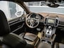 Porsche Cayenne 3.0 S E-Hybrid | Panoramadak | Leder | Xenon | Camera | Luchtvering | Trekhaak 3.500 kilogram