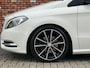 Mercedes-Benz B-klasse 200 AMG Automaat Pano Trekhaak Memory Adap.Cruise Leer Led Voll.Onderhouden!