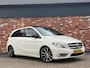 Mercedes-Benz B-klasse 200 AMG Automaat Pano Trekhaak Memory Adap.Cruise Leer Led Voll.Onderhouden!