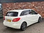 Mercedes-Benz B-klasse 200 AMG Automaat Pano Trekhaak Memory Adap.Cruise Leer Led Voll.Onderhouden!