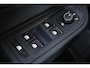 Volkswagen Golf VIII Variant Life 1.5 eTSI Camera l Navi l Adaptive cruise