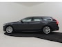 Volvo V90 2.0 T4 Inscription 190PK AUT | Trekhaak uitklapbaar | Achteruitrijcamera | Dodehoek detectie | Voorruitverwarminhg | Stoelverwarming | Navi | App Connect | Cruise control adaptief | DAB | LED | Climate control | stoelen leder met geheugen | 18"LMV