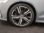 Volvo V60 B3 AUT(7) R-DESIGN SCHUIFDAK HARMAN KARDON ACC BLIS KEYLESS