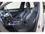 Audi Q3 1.4 TFSI CoD S-Line, Camera, LED koplampen, Trekhaak, Cruise Control, Stoelverwarming, Navigatie
