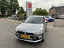 Suzuki Swift 1.2 Select Smart Hybrid // Slechts 19.000 KM // 1e eigenaar door ons nieuw geleverd en ondeerhouden // Rijklaarprijs!
