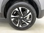 Peugeot 2008 1.2 100pk Allure | Apple Carplay/Android Auto | Keyless Entry/Start | Climate Control | Cruise Control | Parkeersensoren | 17"LMV | LED |