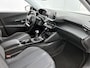 Peugeot 2008 1.2 100pk Allure | Apple Carplay/Android Auto | Keyless Entry/Start | Climate Control | Cruise Control | Parkeersensoren | 17"LMV | LED |
