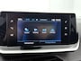 Peugeot 2008 1.2 100pk Allure | Apple Carplay/Android Auto | Keyless Entry/Start | Climate Control | Cruise Control | Parkeersensoren | 17"LMV | LED |