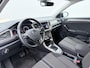 Volkswagen T-Roc 1.5 TSI Style | Trekhaak | Navigatie | Camera | Parkeerhulp | ACC |
