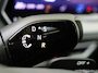 Volkswagen Tiguan 1.5 eHybrid R-Line Edition | SoH 100% | Panoramadak | Trekhaak | Head-up display | Black style | Adaptieve demping | Parkeerassistent | Stoelverwarmingv voor en achter |