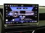 Volkswagen Tiguan 1.5 eHybrid R-Line Edition | SoH 100% | Panoramadak | Trekhaak | Head-up display | Black style | Adaptieve demping | Parkeerassistent | Stoelverwarmingv voor en achter |