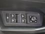 Volkswagen T-Roc 1.0 TSI Style | Trekhaak | Navigatie | Stoelverwarming | Adaptieve cruise control | Lane assist | Carplay | 3-zone airco |