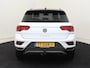 Volkswagen T-Roc 1.0 TSI Style | Trekhaak | Navigatie | Stoelverwarming | Adaptieve cruise control | Lane assist | Carplay | 3-zone airco |