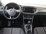 Volkswagen T-Roc 1.0 TSI Style | Trekhaak | Navigatie | Stoelverwarming | Adaptieve cruise control | Lane assist | Carplay | 3-zone airco |
