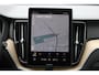 Volvo XC60 T6 Plug-in hybrid AWD Plus Dark | Head-up display | Adaptive Cruise & Pilot Assist | Rondomzicht camera | Panoramisch Schuif-/Kanteldak | 360-Camera | Harman Kardon Premium Audio | Draadloze Telefoonlader