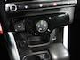 Citroën C3 Aircross 1.2 110PK S&S Shine | 2de Eigenaar | AppleCarplay/AndroidAuto | Armsteun | Grip Control & Hill Descent Assist | Schuifkanteldak | Climate Control | Cruise Control | Navigatie | Isofix | Two-Tone | Parkeersensoren | Privacy Glass | Trekhaak |