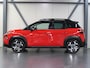 Citroën C3 Aircross 1.2 110PK S&S Shine | 2de Eigenaar | AppleCarplay/AndroidAuto | Armsteun | Grip Control & Hill Descent Assist | Schuifkanteldak | Climate Control | Cruise Control | Navigatie | Isofix | Two-Tone | Parkeersensoren | Privacy Glass | Trekhaak |