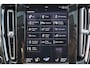Volvo XC40 T5 Recharge Plus Dark - Panorama/schuifdak - IntelliSafe Assist - Harman/Kardon audio - Parkeercamera achter - Verwarmde voorstoelen & stuur - Parkeersensoren voor & achter - Elektr. bedienb. voorstoelen met geheugen links - Draadloze tel. lader - Extra getint glas - 19' LMV