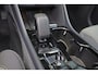 Volvo XC40 T5 Recharge Plus Dark - Panorama/schuifdak - IntelliSafe Assist - Harman/Kardon audio - Parkeercamera achter - Verwarmde voorstoelen & stuur - Parkeersensoren voor & achter - Elektr. bedienb. voorstoelen met geheugen links - Draadloze tel. lader - Extra getint glas - 19' LMV