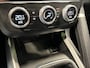 Renault Kadjar 1.3 TCe Intens Trekhaak | Navigatie/Android/Apple Carplay | LM Velgen 19" | Cruise Control | Airco | LED Koplampen | Kunstleder/Stoffen Bekleding |