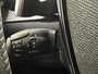 Peugeot 208 1.2 Hybrid 110 e-DCS6 Allure | Android/Apple Carplay | LM Velgen 16" | Cruise Control | Kunstleder/Stoffen Bekleding | LED Koplampen | Airco |