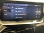Peugeot 208 1.2 Hybrid 110 e-DCS6 Allure | Android/Apple Carplay | LM Velgen 16" | Cruise Control | Kunstleder/Stoffen Bekleding | LED Koplampen | Airco |