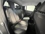 Peugeot 208 1.2 Hybrid 110 e-DCS6 Allure | Android/Apple Carplay | LM Velgen 16" | Cruise Control | Kunstleder/Stoffen Bekleding | LED Koplampen | Airco |