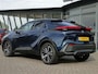 Toyota C-HR / C-HR+ 1.8 Hybrid 140 Executive Pano . HUD . Elek.stoelen . Stoelverwarming . Leer/Stof . 360 Camera