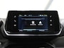 Peugeot e-208 Style 50kWh 136PK | 1ste eigenaar | ACCU 98% | AppleCarplay/AndroidAuto | Armsteun | LEER/Stof | Stoelverwarming | Cruise Control | Navigatie | Isofix | Privacy Glass | AUTOMAAT | Parkeersensoren |