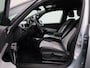 Volkswagen ID.3 Pro 58 kWh 204 PK| Dealeronderhouden | Warmtepomp | Navigatie Pro | Achteruitrijcamera | Stoelverwarming | Stuurwielverwarming