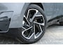 Lynk & Co 02 More 66kWh 272PK RWD | 1600KG Trekgewicht | 360 Graden Camera | Harman Kardon | Panoramadak | Elektrisch bedienbare voorstoelen met geheugen | Keyless Entry | Getint glas | Adaptieve Cruise Control | Dodehoekassistent | Sfeerverlichting | Stuurwielverwarming | Stoelverwarming
