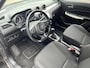 Suzuki Swift 1.2 Stijl Automaat | Trekhaak | Adaptieve CC | Navigatie | Stoelverwarming | Rijklaarprijs!