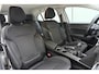 Renault Megane 1.2 TCe Life 100pk | Stoelverwarming | Navigatie | Climate control