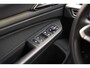 Volkswagen Golf 1.5 eTSI Style Aut. [ Navi Adapt.cruise Camera Ergo-Stoelen ]