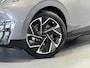 Lynk & Co 02 More 66 kWh | Navigatie/Android/Apple Carplay | LM Velgen 20" | Panoramadak | Voorstoelen Verwarmd | Cruise Control Adaptief | Airco |